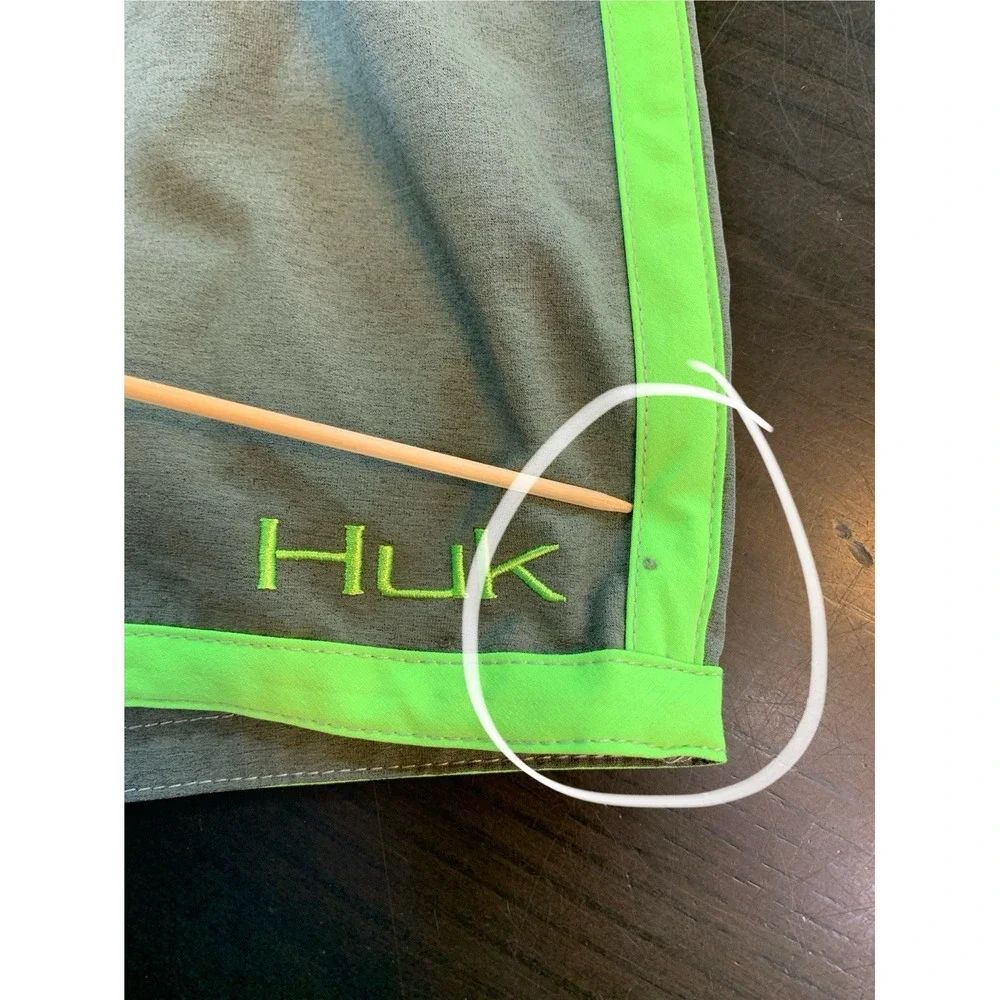 HUK Performance Fishing Board Shorts Swim Trunks Gray Neon Green Mens Sz 30 Lace